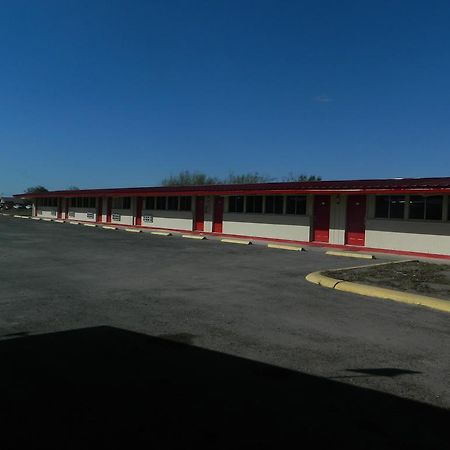 Freer Motel Екстер'єр фото