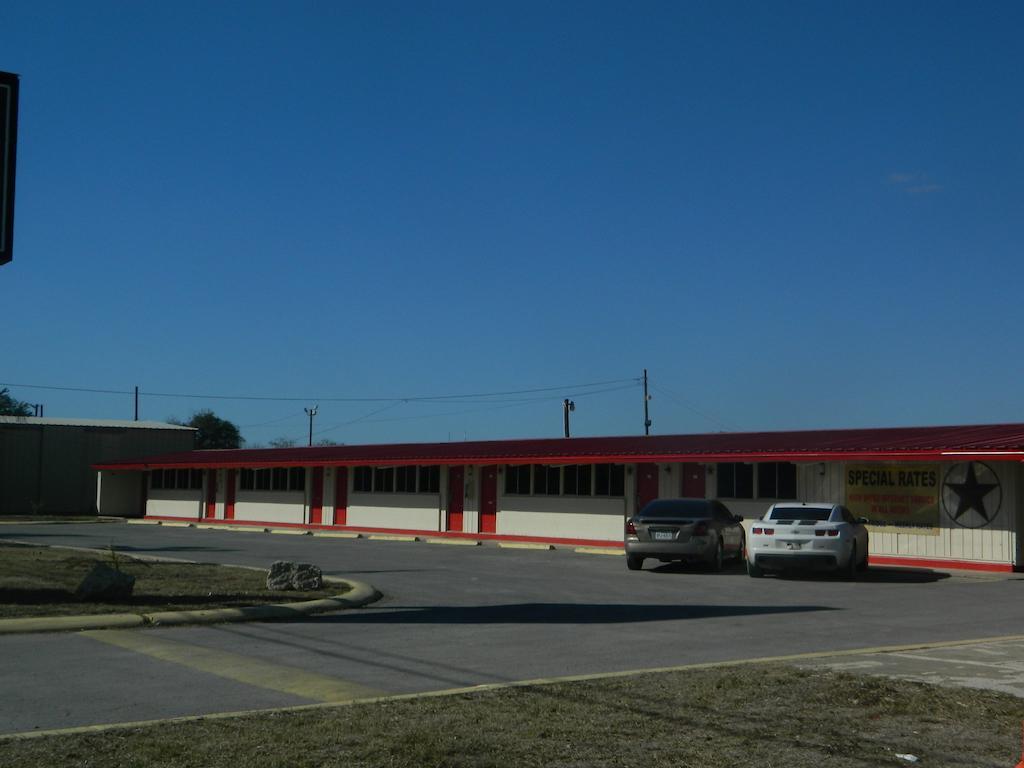 Freer Motel Екстер'єр фото